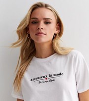 New Look Petite White Amoureux La Mode Logo T-Shirt